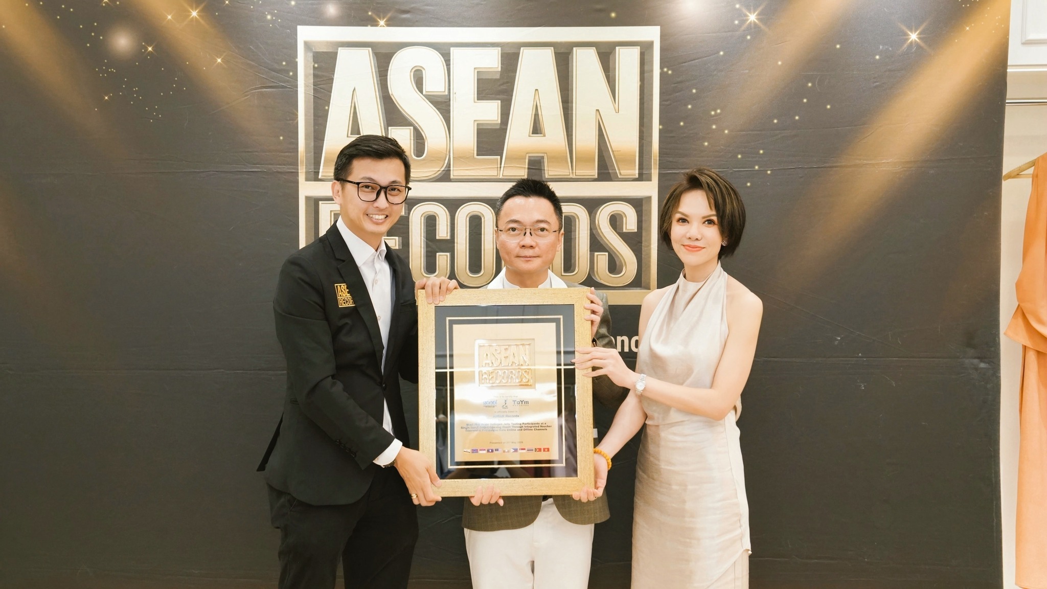 Where to Buy Dong Lin Fish Scale Jelly: A Malaysian Wellness Brand 5 ASEAN Records Achievement Dong Lin Fish Scale Jelly