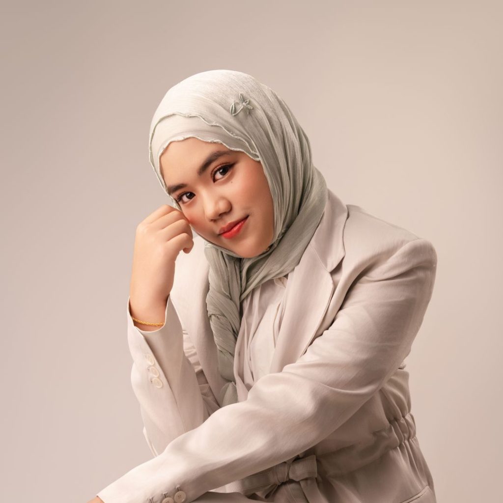 Our Artists 39 法蒂玛 · 诺雅 Fatimah Noryyah